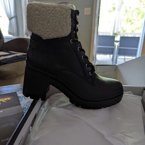 Nine west, size 9.5 booties